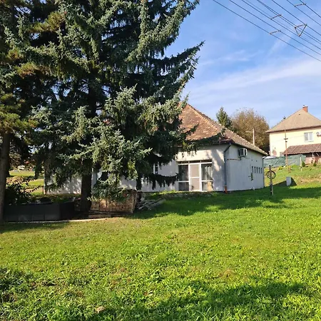 Ipoly Velo Apartman *